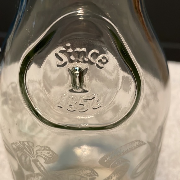 Vintage Paul Masson since 1852 etched glass wine decanter, pitcher carafe - Picture 2 of 9